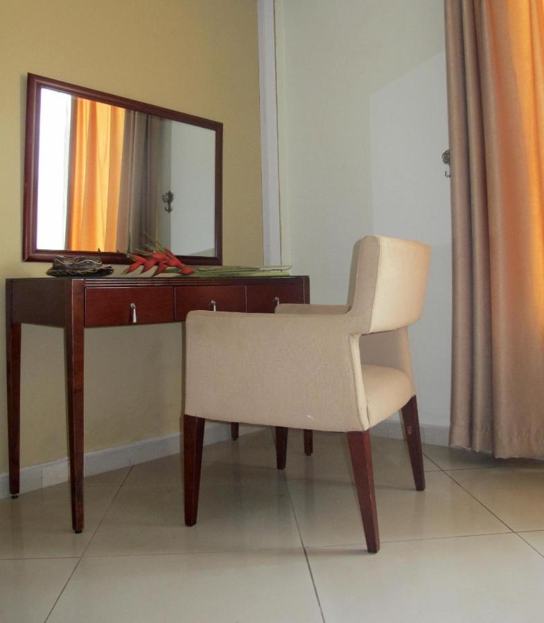 Mackinnon Suites Kampala Dış mekan fotoğraf