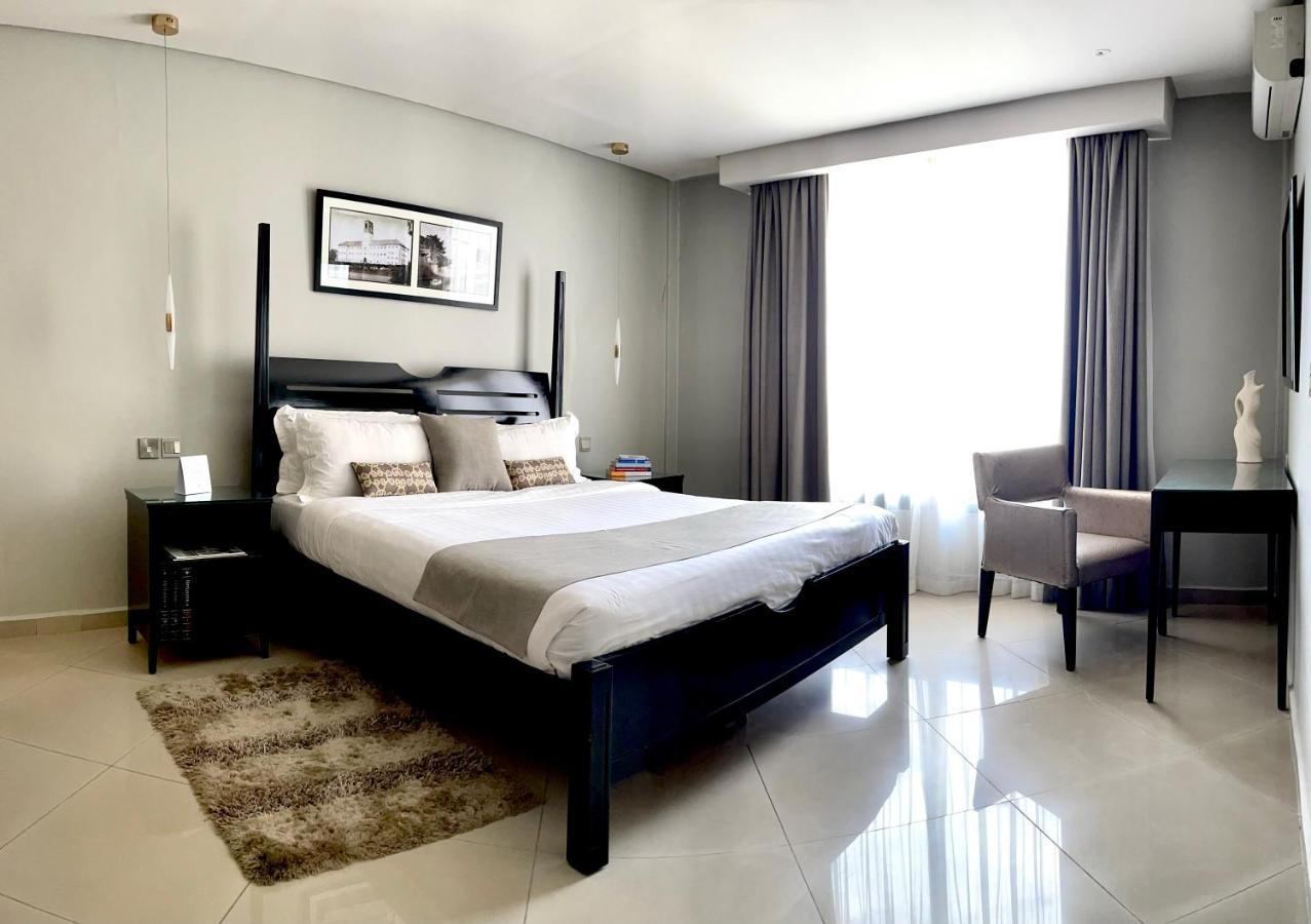 Mackinnon Suites Kampala Dış mekan fotoğraf