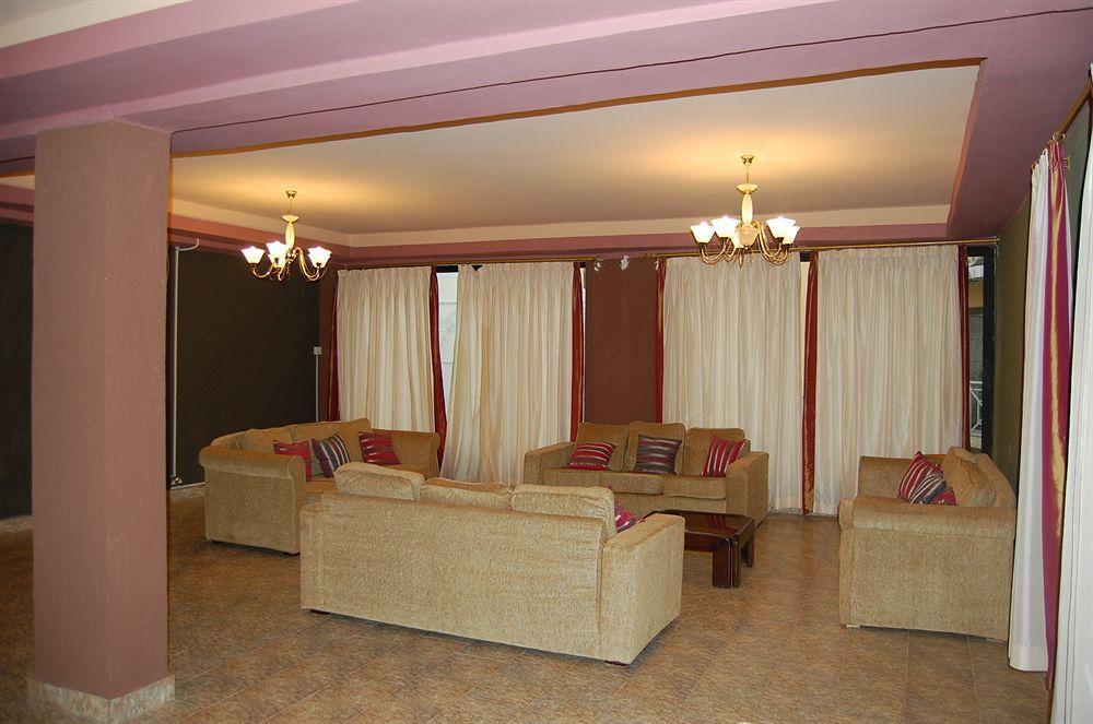 Mackinnon Suites Kampala Dış mekan fotoğraf